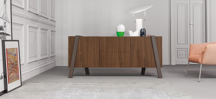 note-sideboard-01a